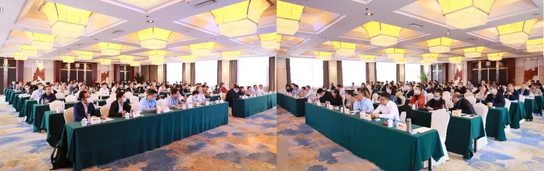 加氣協(xié)會(huì)主辦、東岳機(jī)械承辦的第五屆加氣混凝土行業(yè)總工程師論壇暨2021綠色低碳論壇圓滿召開(kāi)